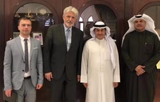 عميد شئون الطلبة الدكتور علي سيف النامي اجتمع بسفير دولة أوكرانيا
