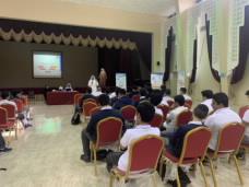 لقاء ارشادي بثانوية عيسى الحمد للبنين