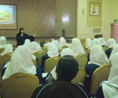 لقاء إرشادي في ثانوية فاطمة بنت اسد للبنات