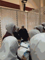 الإرشاد الأكاديمي شارك في معرض خذ قرارك بثانوية معاذة الغفارية