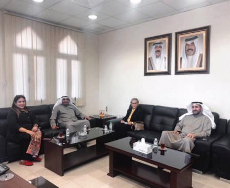 تعاون بين عمادة شئون الطلبة والهيئة العامة للغذاء والتغذية الكويتية
