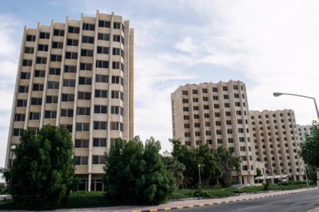 عمادة شئون الطلبة استحدثت خدمة أونلاين عبر النظام الآلي لطلبة المنح لاستقبال طلبات خطاب التذاكر