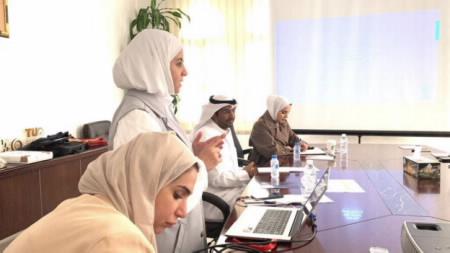 إدارة الإرشاد الأكاديمي نظمت ورشة عمل للرفع من مستوى الأداء الوظيفي لأقسامها