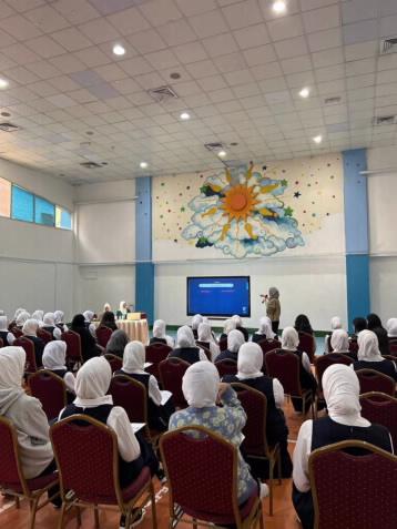 الإرشاد قدمت لقاء إرشادي في مدرسة غرس