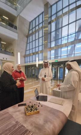 الأنشطة الثقافية والفنية نظمت ورشة أبدع بتلفونك في العلوم الحياتية