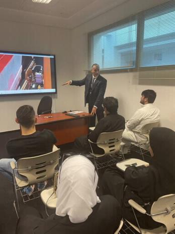 الأنشطة الرياضية نظمت زيارة لكلية الاتصالات والملاحة