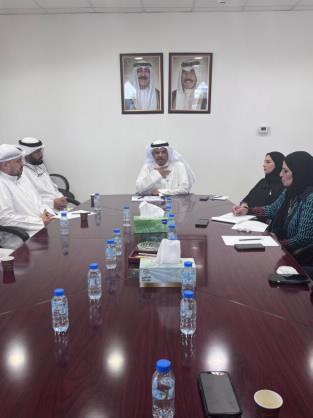 عميد شئون الطلبة أ.د محمد الظفيري عقد إجتماع ودي مع مدراء ومراقبي العمادة