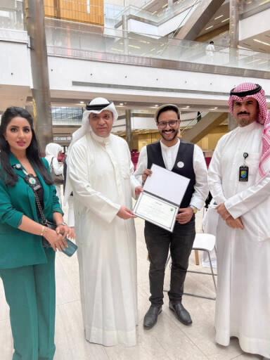 لأنشطة الثقافية والفنية نظمت فعالية رسم كاريكاتير للفنان محمد القحطاني