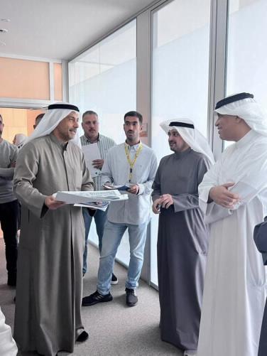 وفد عمادة شئون الطلبة زار المباني الإدارية في مدينة صباح السالم الجامعية