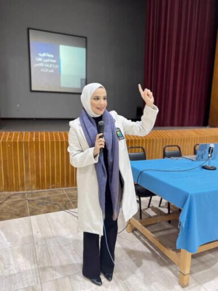 فريق الإرشاد الأكاديمي زار ثانوية أحمد البشر الرومي