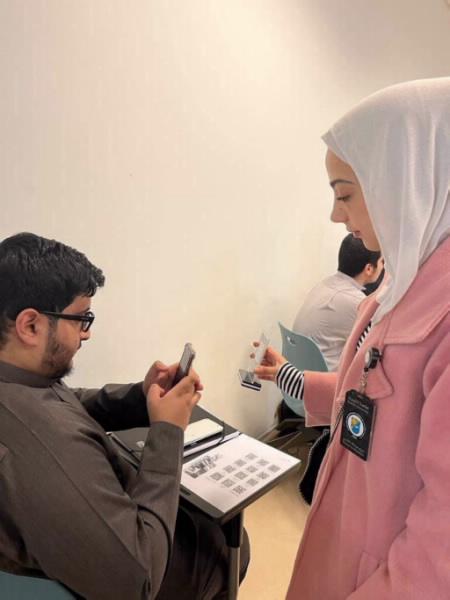 عمادة شئون الطلبة تزور الفصول الدراسية في كليتي العلوم والهندسة والبترول