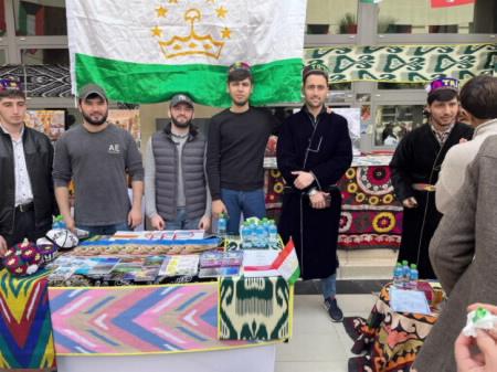 طلبة المنح شاركوا في احتفالية "البرنامج الإنشائي"