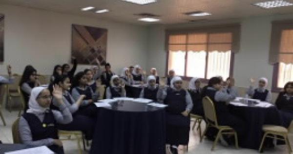 لقاء ارشادي في ثانوية مشرف للبنات