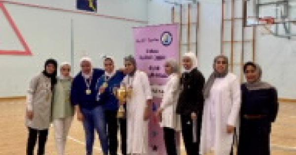 طالبات جامعة الكويت تنافسن على شباك السلة