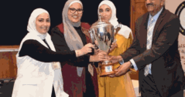 تتويج فريق طالبات كلية الطب بطلا لدوري مناظرات كليات جامعة الكويت للعام الجامعي 20182019

