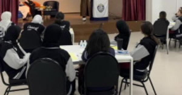 لقاء إرشادي في المدرسة الإنجليزية للبنات
