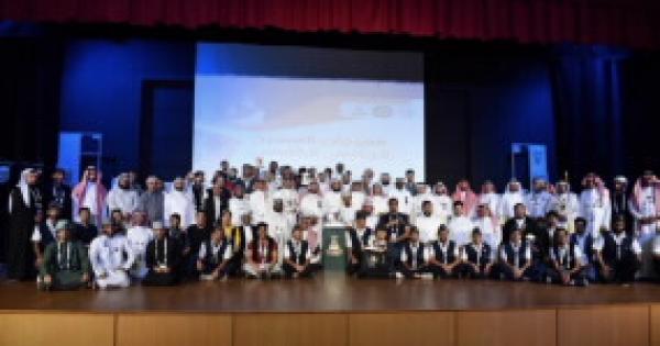 مشاركة طلبة جامعة الكويت في مهرجان المسرح الخليجي الخامس
