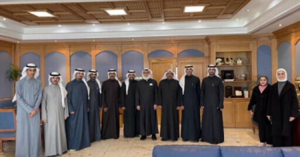 ممثلي الاتحاد الوطني لطلبة الجامعة التقوا بمدير الجامعة وعميد شئون الطلبة .