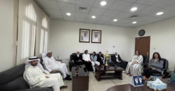 تكريم منتخب جامعة الكويت لكرة القدم صالات طالبات لحصولهم على المركز الأول و كأس البطولة
