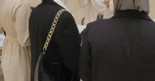 الارشاد الأكاديمي تستكمل برنامجها الإرشادي بمعرض كلية الطب