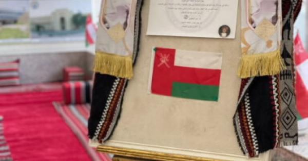 إدارة الإسكان الطلابي طالبات احتفلت بالعيد الوطني العماني 52