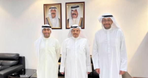 عميد شئون الطلبة استقبل رئيس وأمين صندوق جمعية العلوم الإدارية