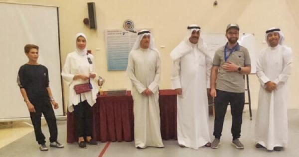 تنافس بين طلبة جامعة الكويت في بطولة الكليات للرماية